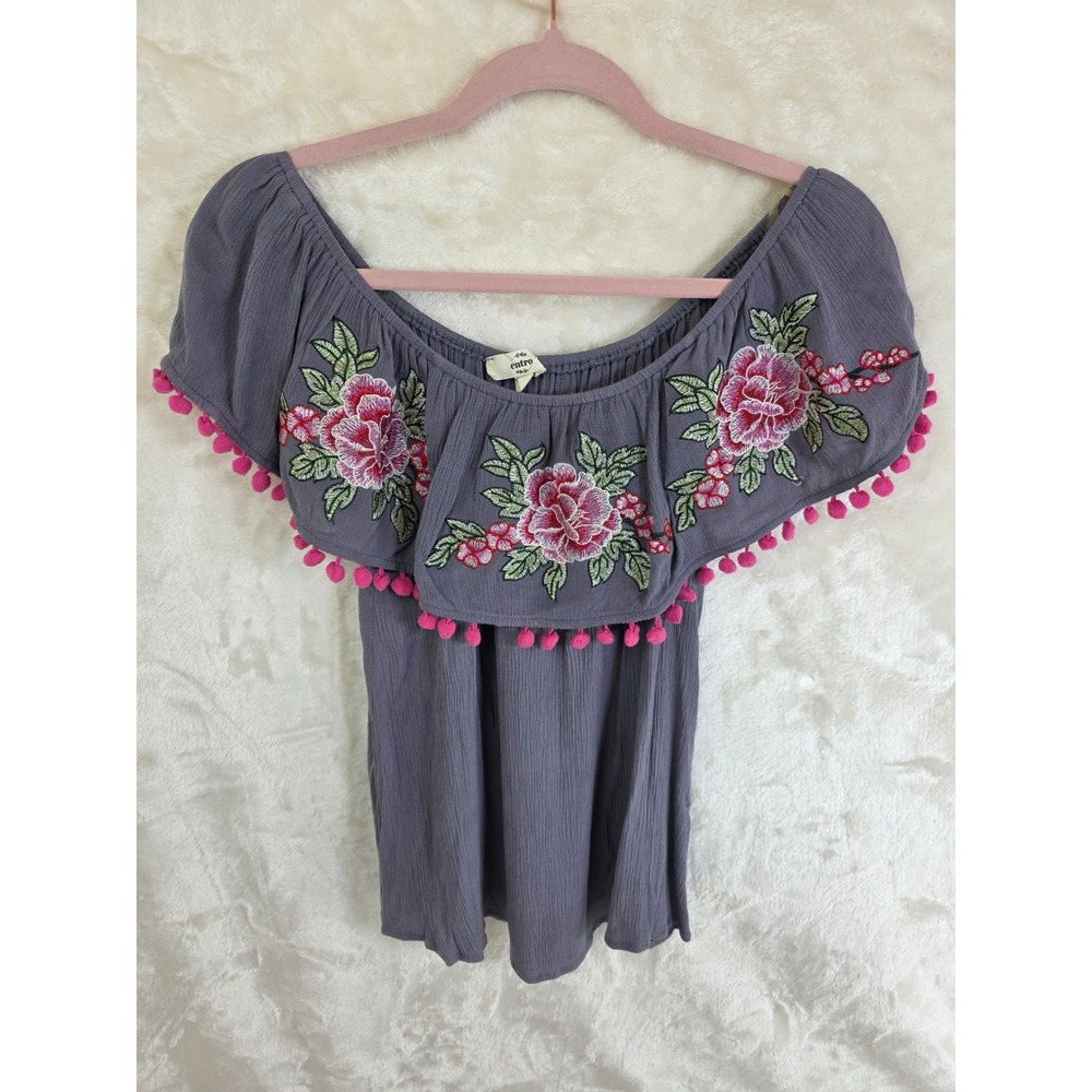 Entro Womens Grey Floral Embroidered Off Shoulder Pom Pom Ruffle Top T9392 M